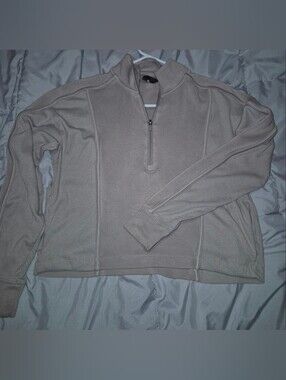 Woman's Half-Zip Pullover Sweater - Pale Pink